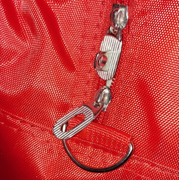 🆕Hello Kitty Large Duffle. - Picture 6 of 7